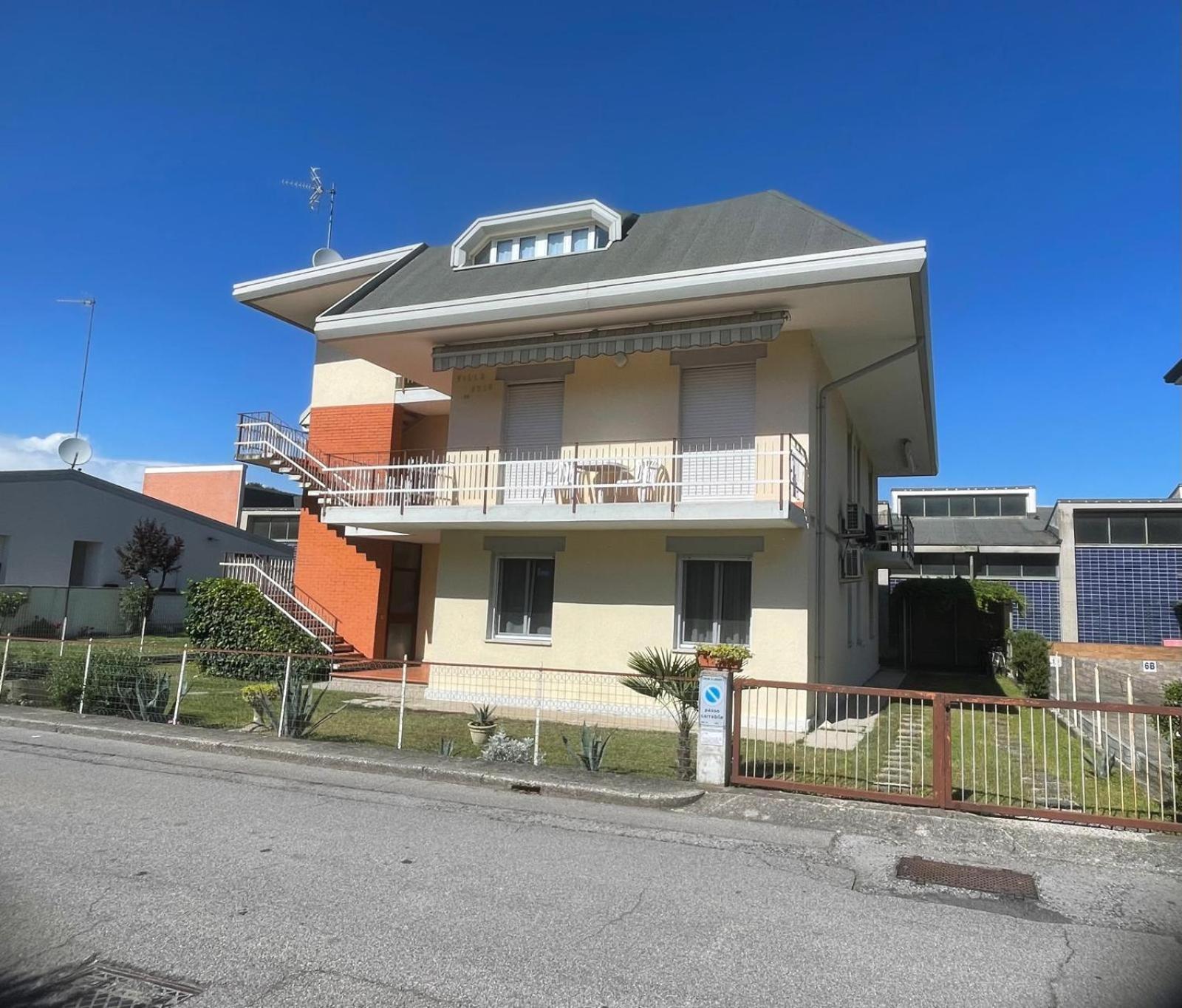 Appartamento Villa Asio Lignano Sabbiadoro Ngoại thất bức ảnh